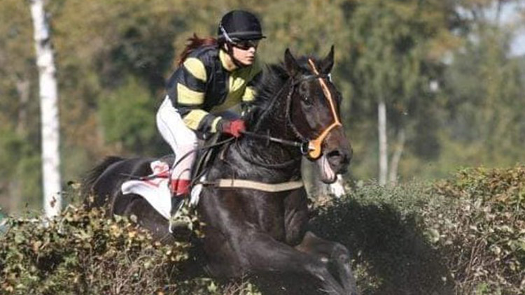 Prarodičům vykradl chatu, kde prožil dětství