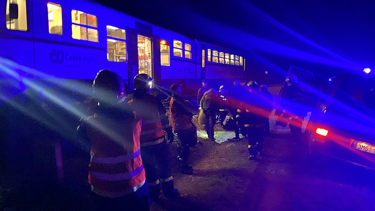 Čunínskou střelu  zastavil strom.  Už podruhé!   