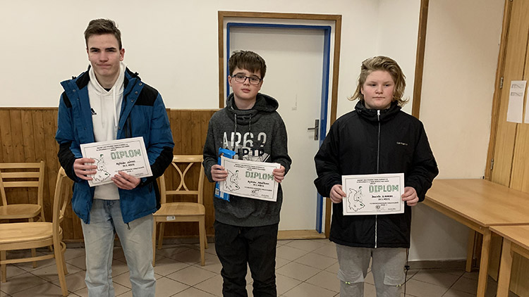 Sokolovna v Němčicích nad Hanou praskala ve švech díky stolnímu tenisu