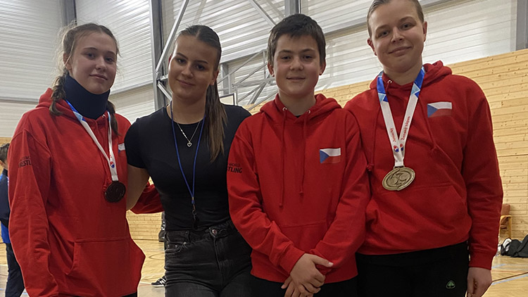 Další úspěchy čechovických zápasníků: zlata  Drmolové a Lukovského, bronz pro Polenovou