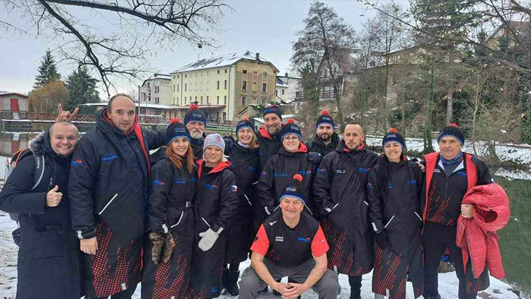 Zimní plavci ukončí sezónu