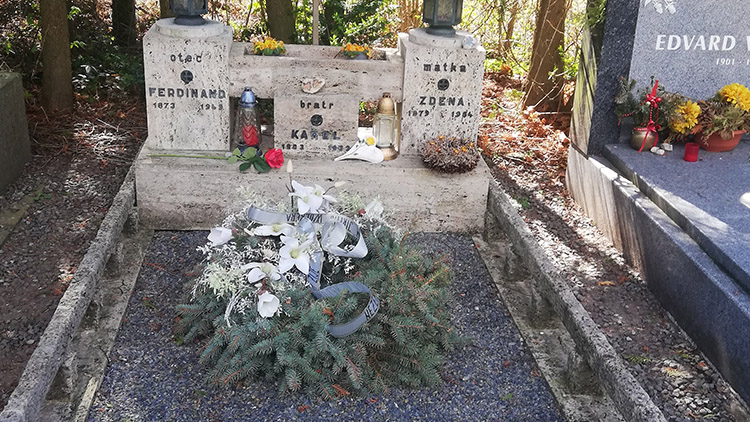 Jiří Wolker má hrob  podle svého gusta