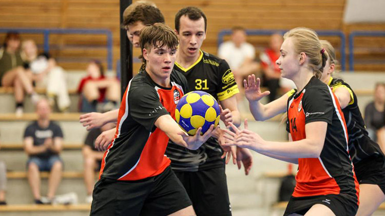 Korfbalisté uzavřeli základní část těsnou porážkou v Brně