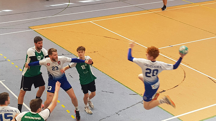 Kostelec v poklidu vraždil hustopečská neviňátka