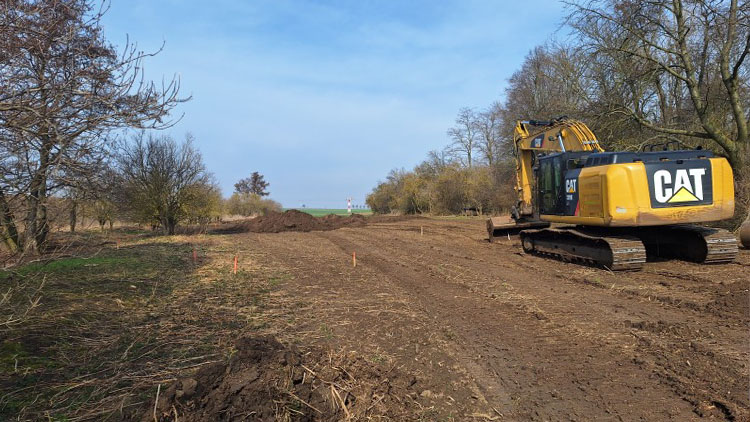 V polích Za Cihelnou vzniká nové biocentrum