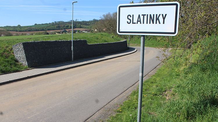 Nenažraná silniční mafie okradla i Slatinky