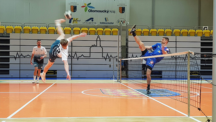 NA FAVORITA Z ČAKOVIC NOHEJBALISTÉ NEMĚLI