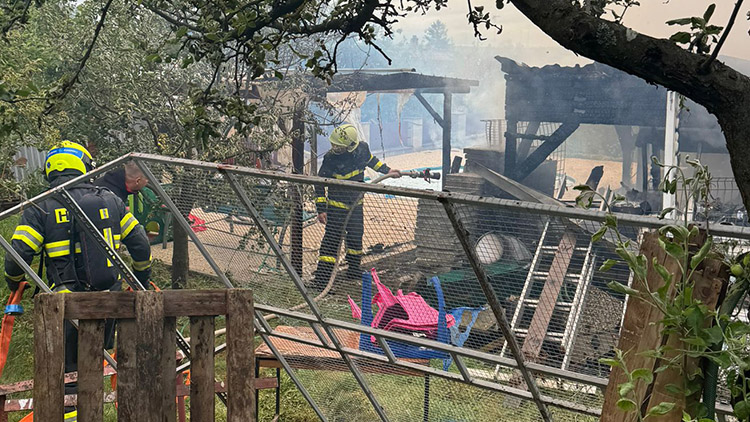 Moc nechybělo a vybuchla i bomba