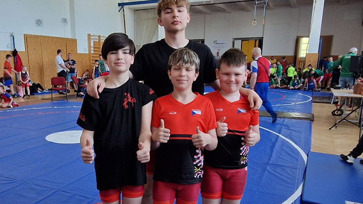 Čechovičtí zápasníci medailově na třech  turnajích, nejvíc excelovali v Olomouci