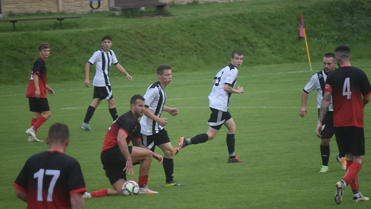 Derby vítěze nenašlo, Brodek přivezl body z Domaželic, Otaslavice a Vrchoslavice s nulou