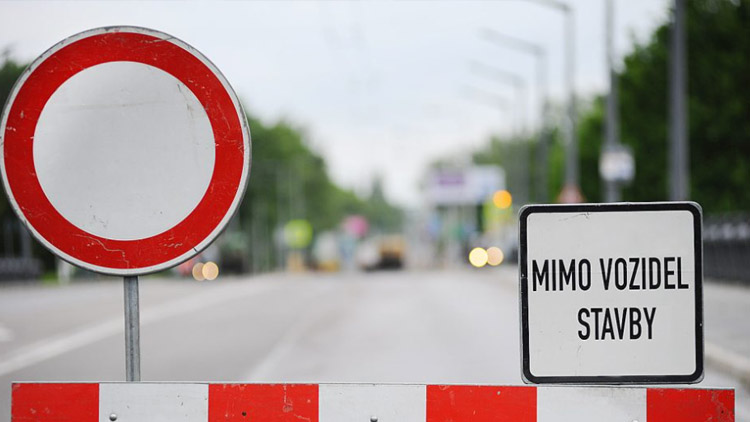 Uzavírka Za Olomouckou