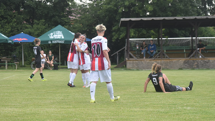Derby u žen nabídlo jasný výsledek pro Protivanov