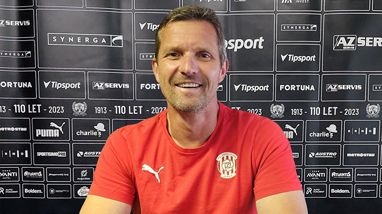 Brno s trenérem Hynkem a posilami