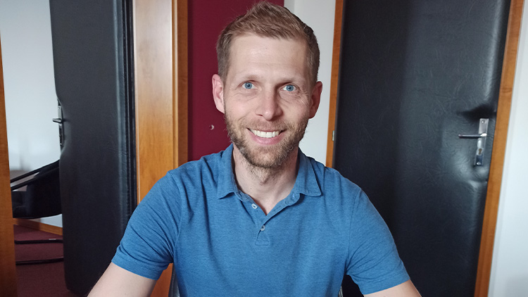 Nezaměstnanost v kraji meziměsíčně opět poklesla