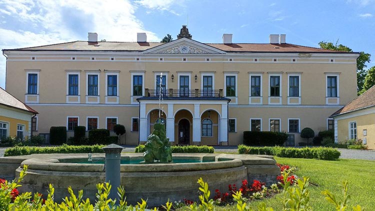 Komentované prohlídky zámku