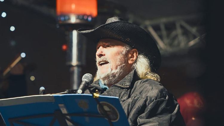 Tomáš Linka provoněl náměstí mátou