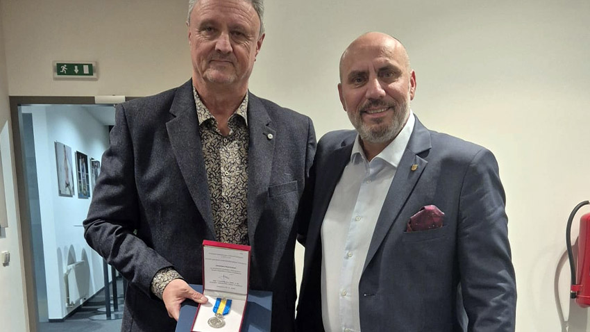 Jaroslav Navrátil obdržel medaili primátora