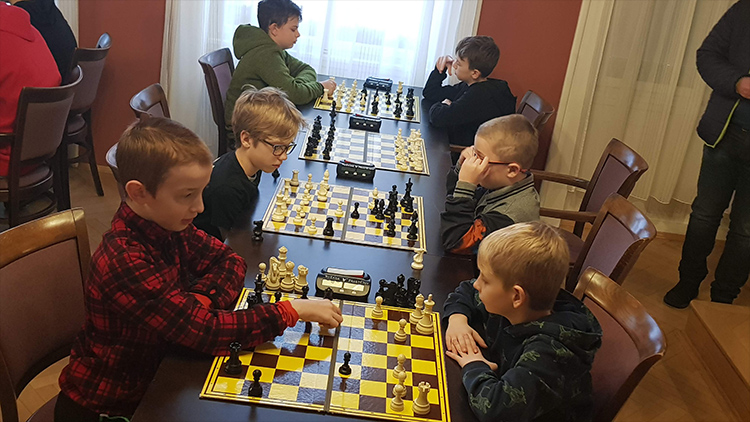 Šachový Přebor škol okresu Prostějov měl rekordní účast!