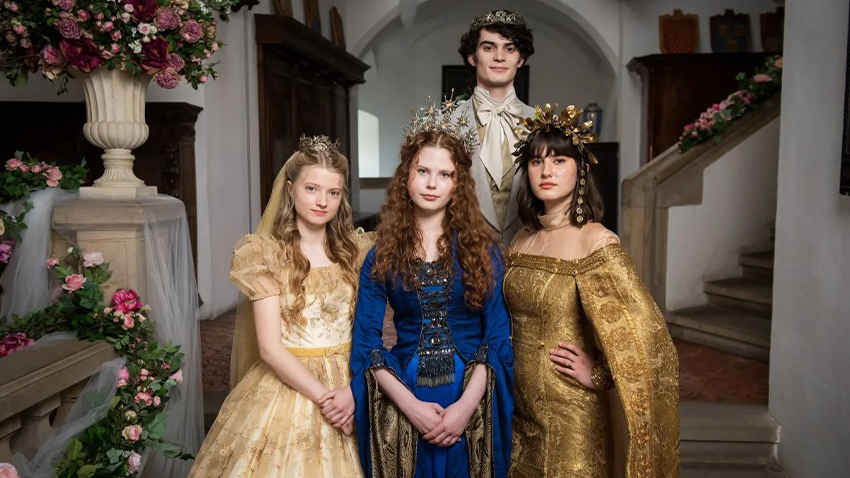 Štědrý večer na ČT bude patřit nové pohádce s mladým Trojanem