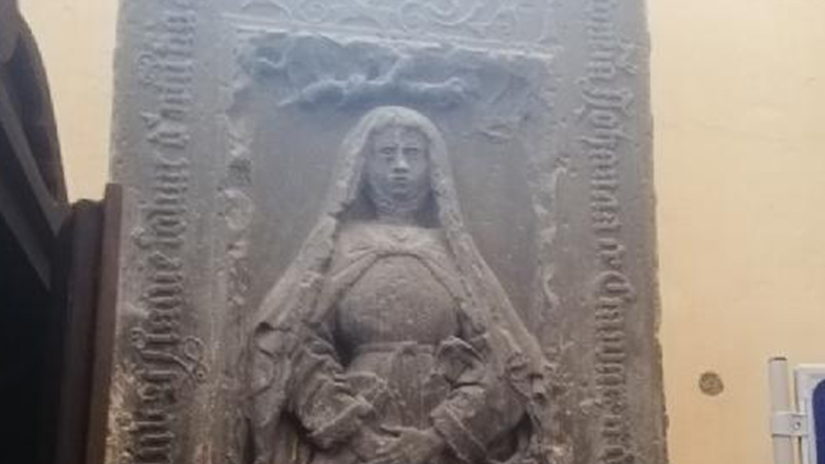 Poslední sen sní v kostele   Johanka z Kravař a Plumlova