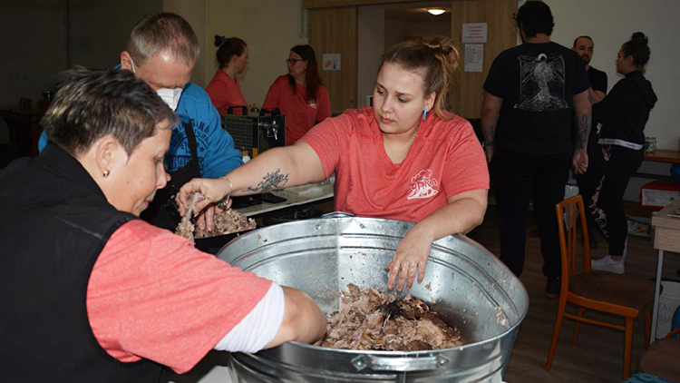 Vepřový hod boží  v Prostějovičkách byl božský
