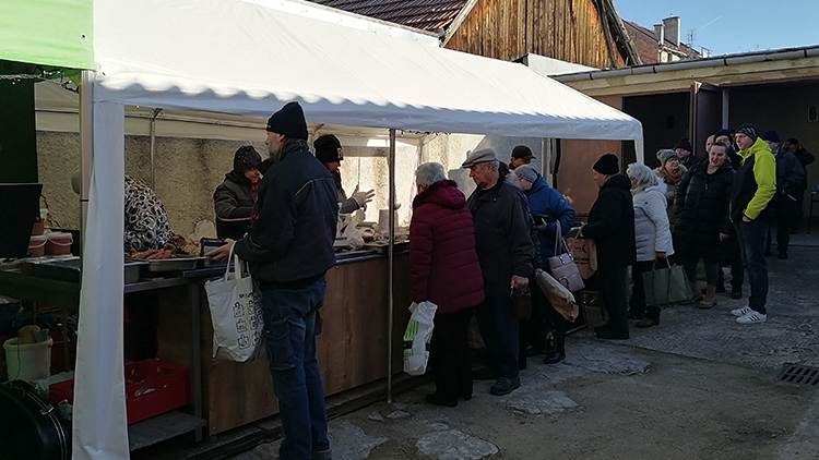 AKTUALIZOVÁNO: Němčice provoněly zabijačkové speciality