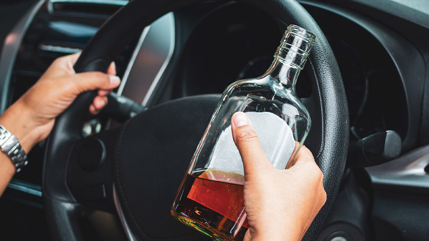 Chytili je opilé. Dvakrát!