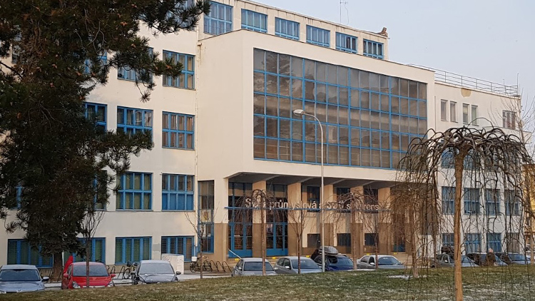 „STROJÁRNA“ BEZ ŘEDITELE!