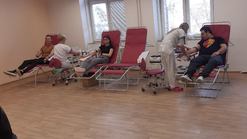 Na „zdravce“ tekla krev