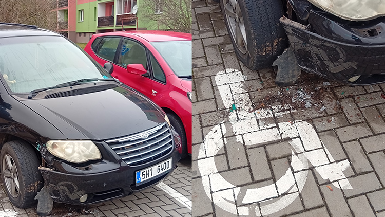 Foto Michal Kadlec Zvláštní nehoda na parkovišti
