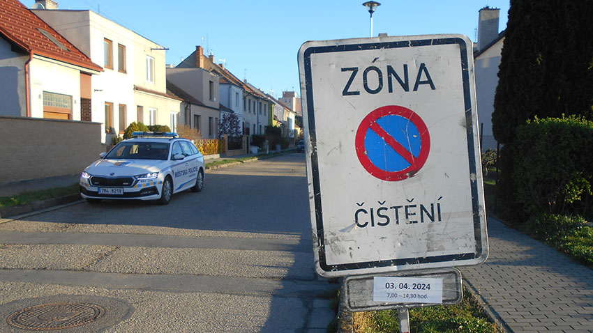 Blokové čištění města Prostějova začíná už příští týden v úterý 1. dubna. Foto: archiv Večerníku AKTUALIZOVÁNO: Na apríla začíná v Prostějově blokové čištění ulic
