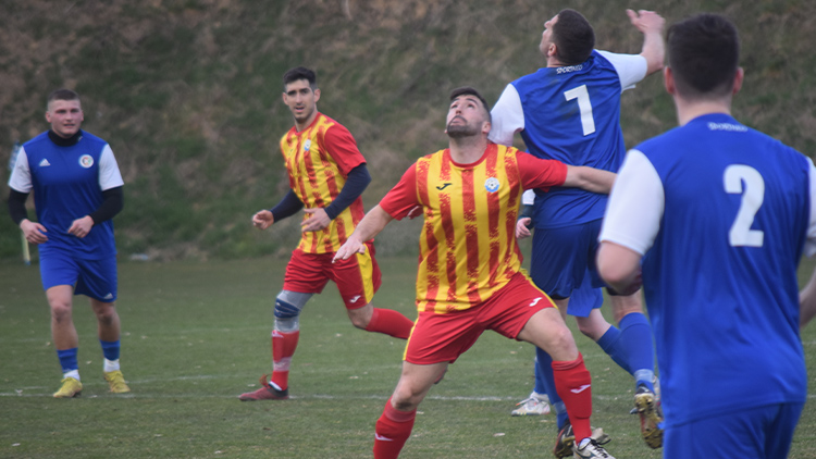 Derby skončilo spravedlivou dělbou bodů