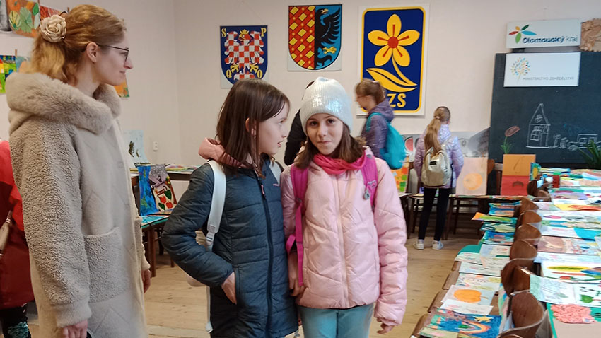 Zahrádkáři vystavili kresby a výrobky stovek dětí