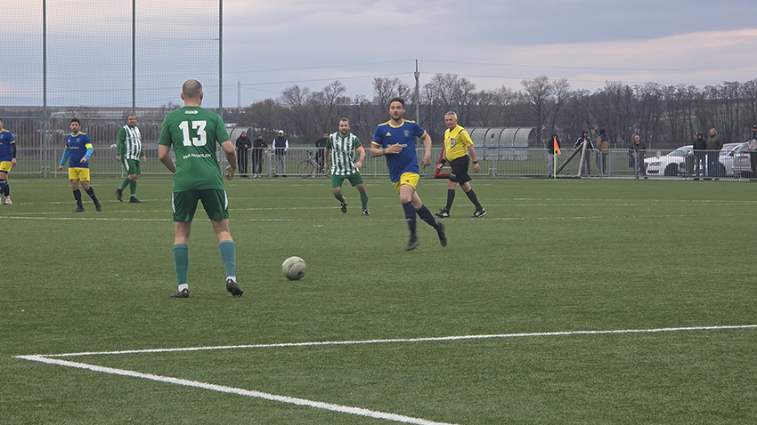 V utkání dvou rozdílných poločasů se body dělily