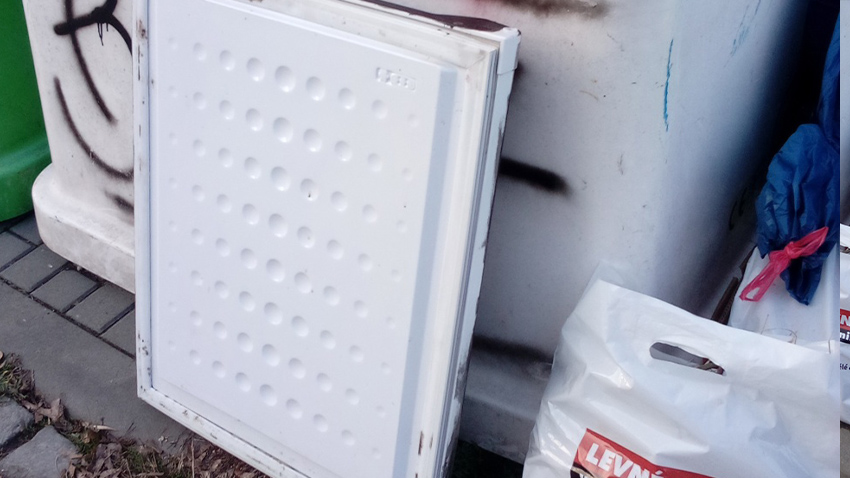 Foto Michal Kadlec Kamery odhalily pachatele  ČERNÉ SKLÁDKY