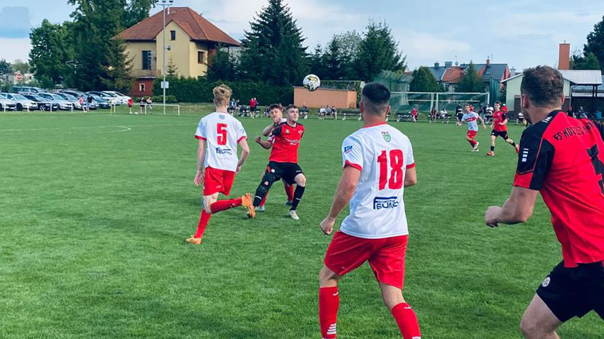 Sedm branek v derby, Smržice získaly body v Kostelci