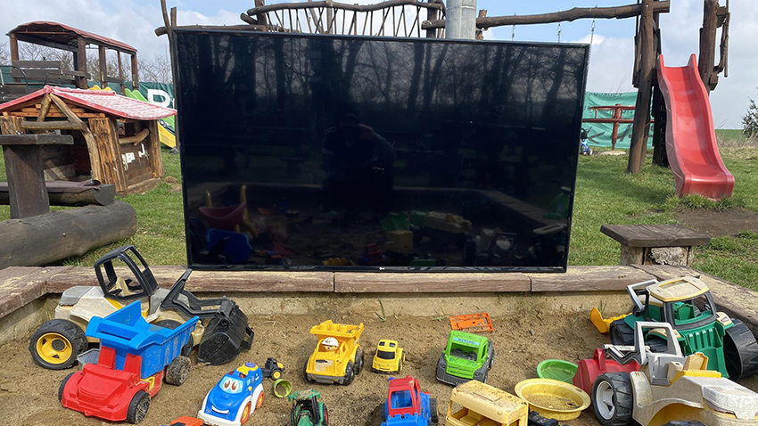 Ultra HD televize  NA PÍSKOVIŠTI