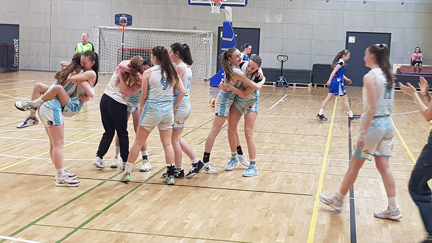 Basketbalové kadetky SK K2 Prostějov nedaly Karlovým  Varům v play-off extraligy ČR U17 vůbec žádnou šanci