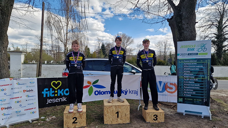 Foto Marek Sonnevend Cyklistická mládež měla krajské mistrovství  v časovce a úvodní Český pohár na silnici