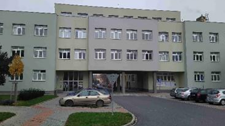 AKTUALIZOVÁNO: Policejní manévry na Úřadu práce