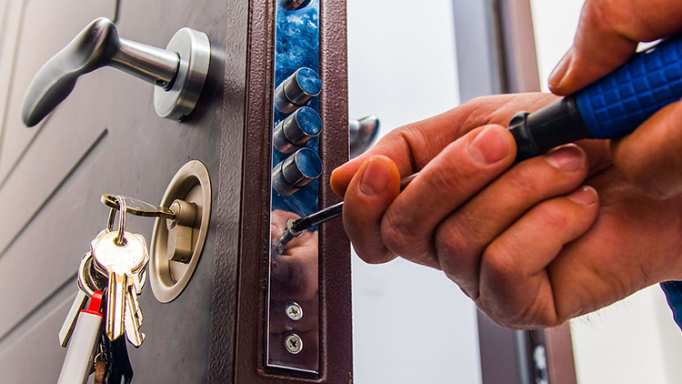 Nepodceňujte bezpečnostní zámek! JAK VYBRAT TEN SPRÁVNÝ?