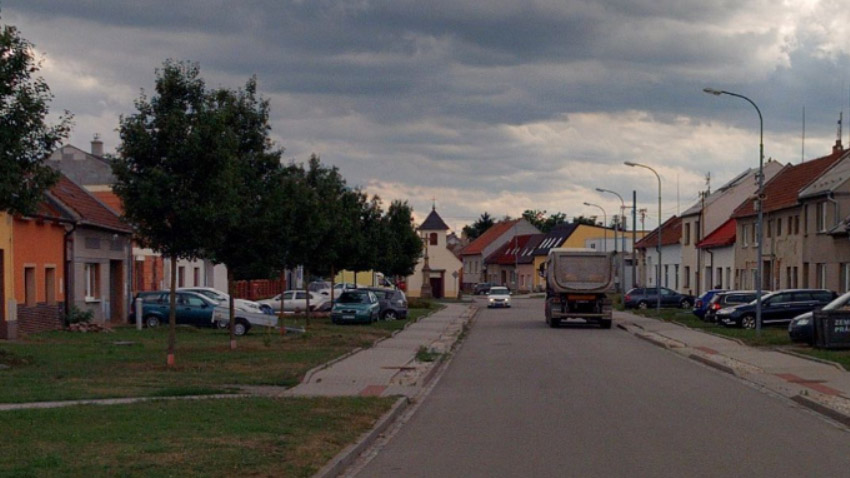 Musí přesunout značku