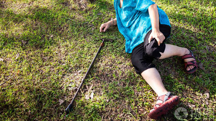 Cikánka s pomocí neváhala 