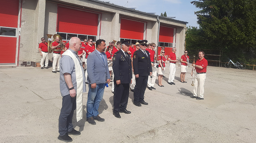 Svého patrona hasiči z Němčic uctili v opravené zbrojnici