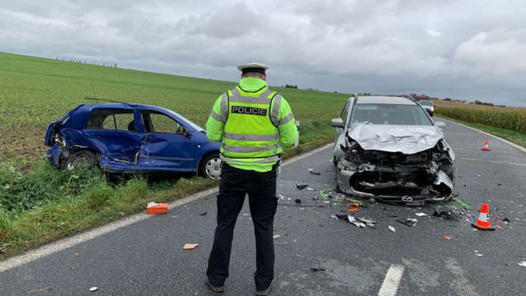 NOVINKA PRO ŘIDIČE: Policii budete  při nehodě potřebovat až při škodě nad 200 tisíc...