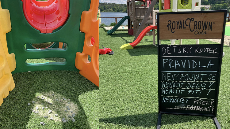 Vandalové na plumlovské přehradě ničí dětem radost