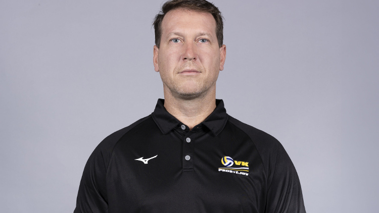 Novým hlavním trenérem volejbalistek PETR ZAPLETAL!