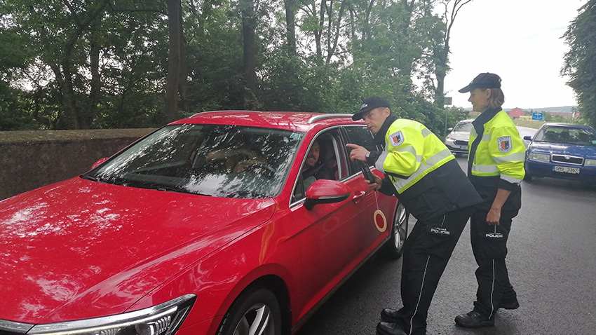 Tachometr si nechalo změřit  osm desítek motoristů