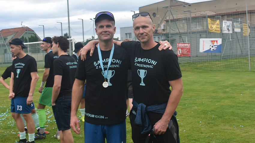 „Skvělý kolektiv, penzum práce i zadostiučinění,“ shodli se ve dvojrozhovoru hlavní trenéři Mostkovic