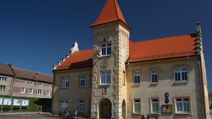 V Kostelci pachtují pozemek